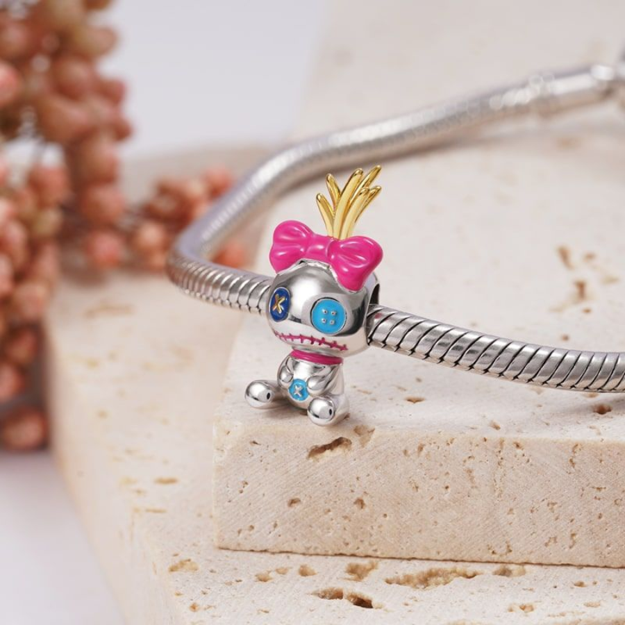 Charm muñeca de Lilo, Scrump, colección Lilo y Stitch - Image 2